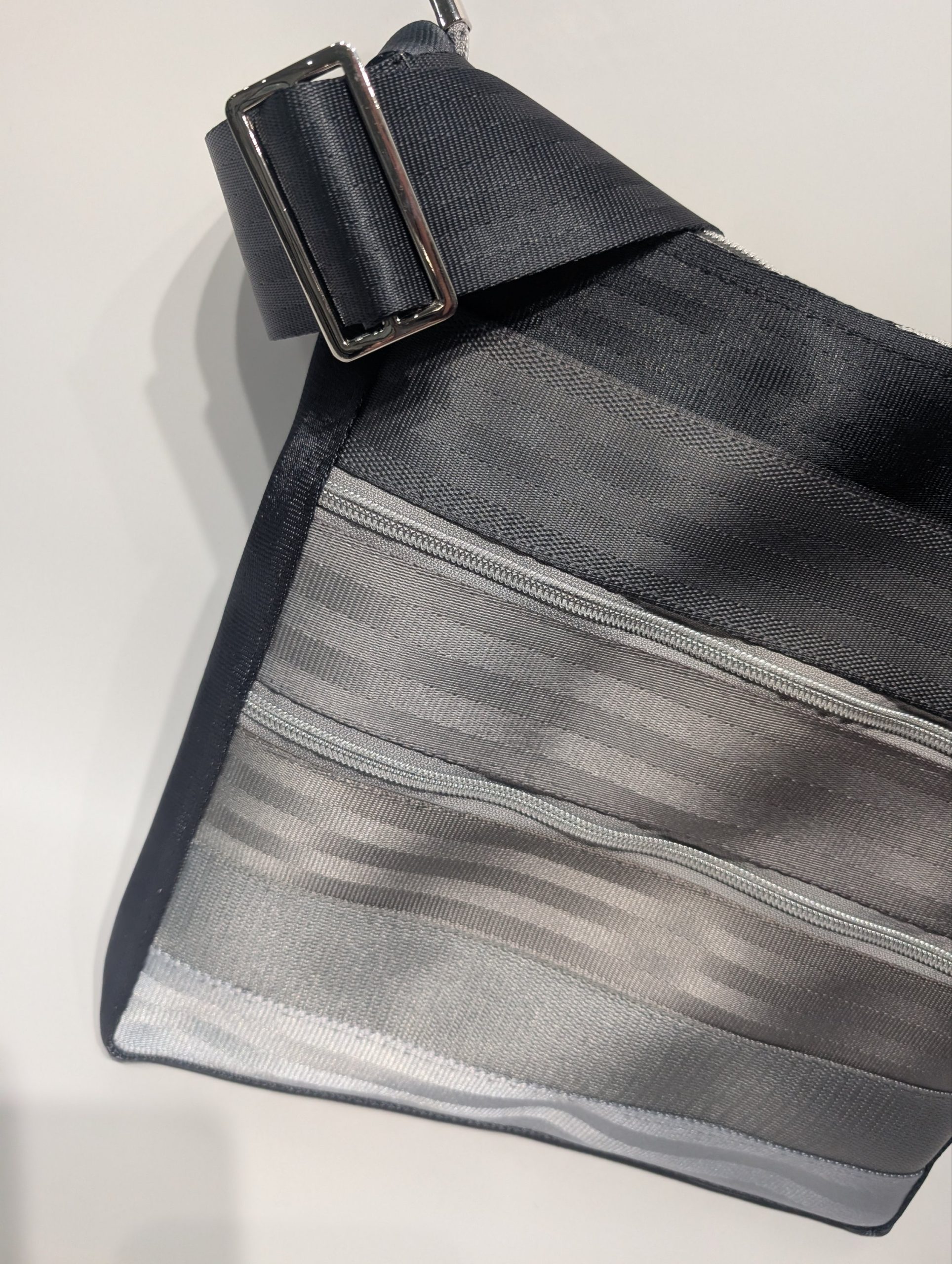 Shades of Grey Garnet Crossbody Bag - Image 6