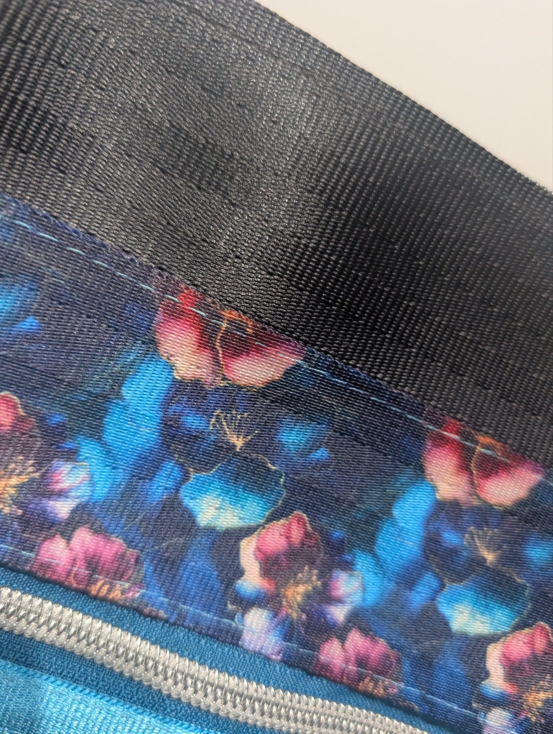 Velvet Pansy Crossbody Bag - Image 2
