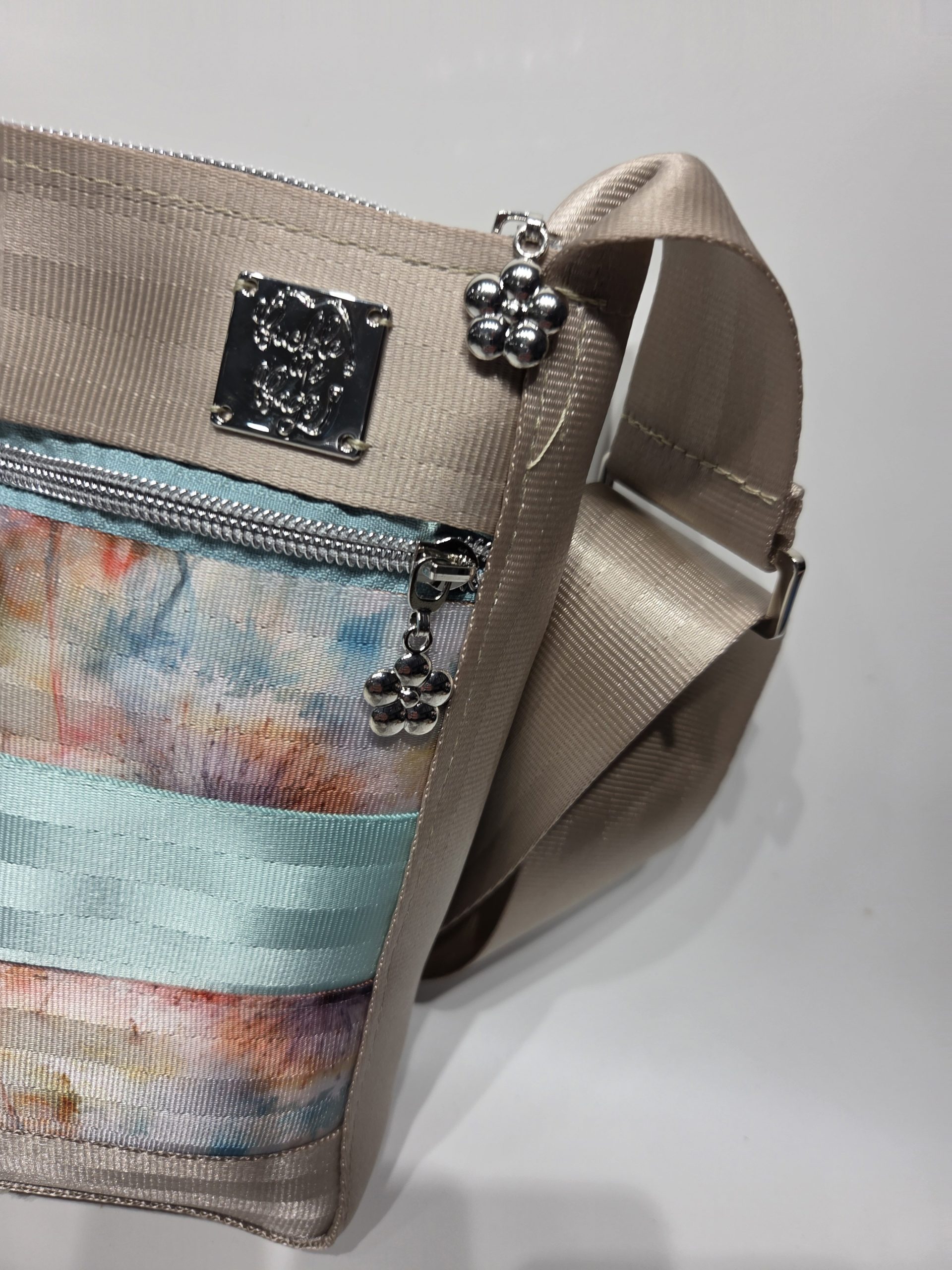 Dandelion Dreams Jasper Crossbody Bag - Image 6