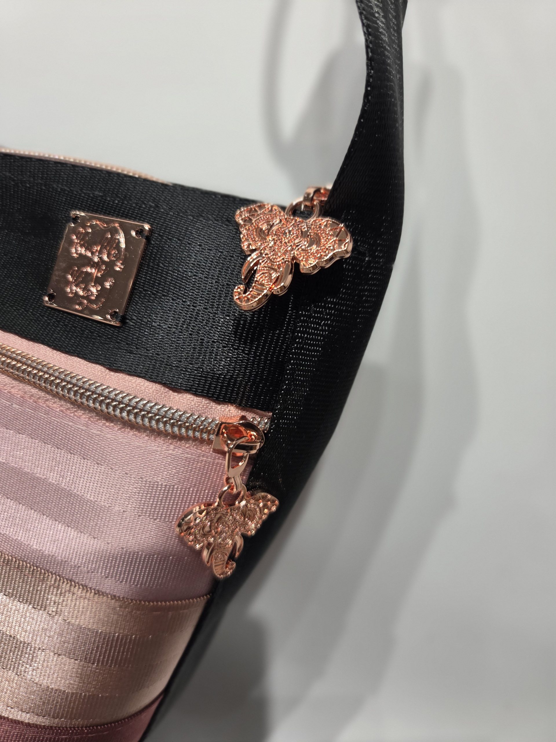 Blush Emerald Shoulder Bag - Image 6