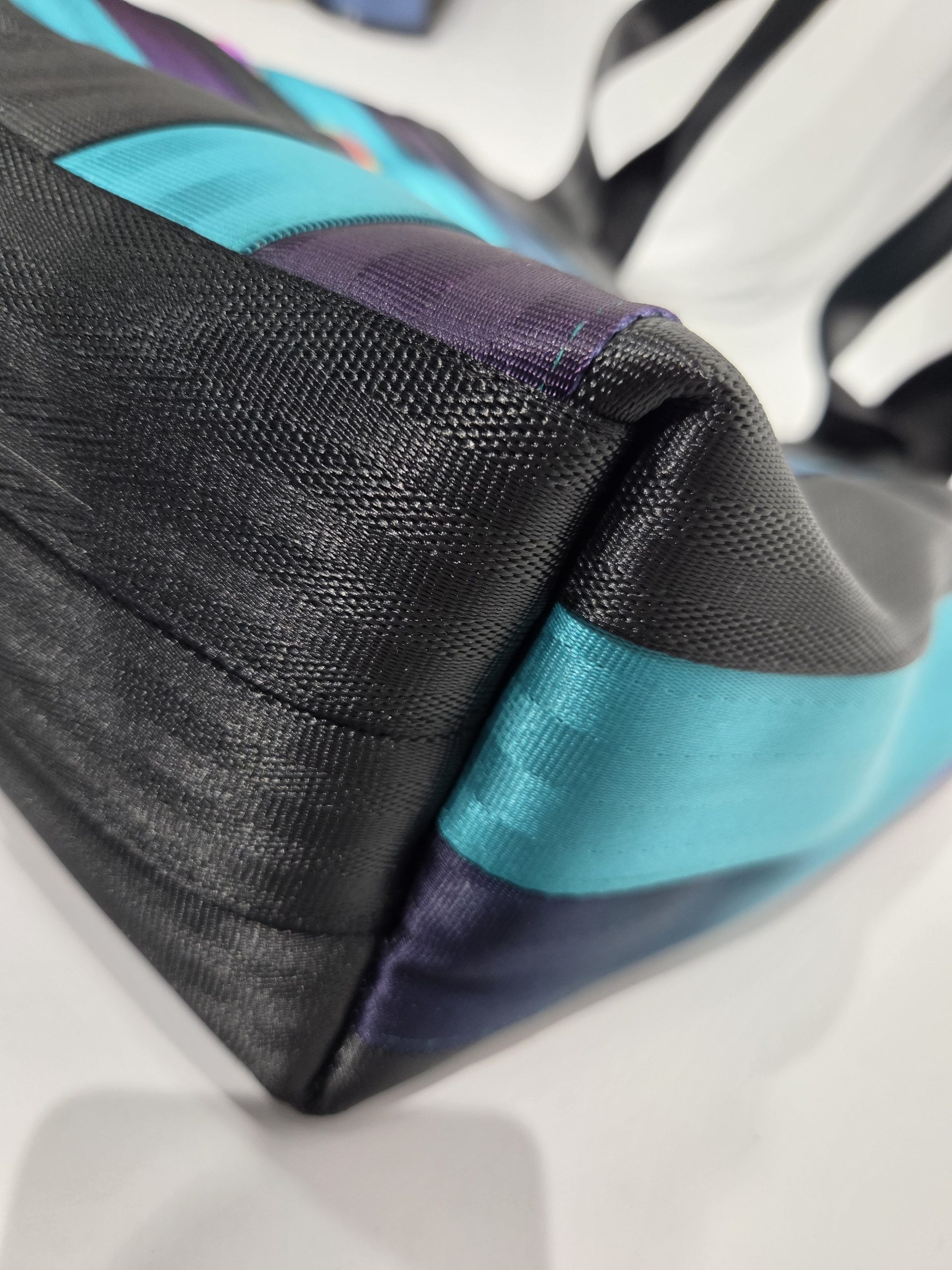 Northern Lights Opal Tote Bag - Image 4