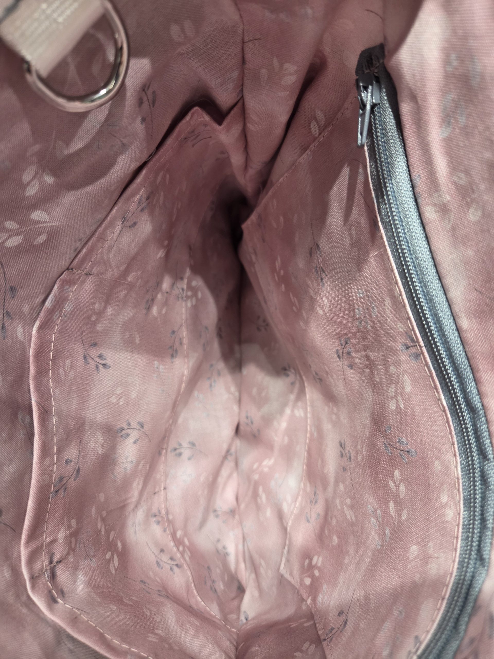Damask Rose Garnet Crossbody Bag - Image 2