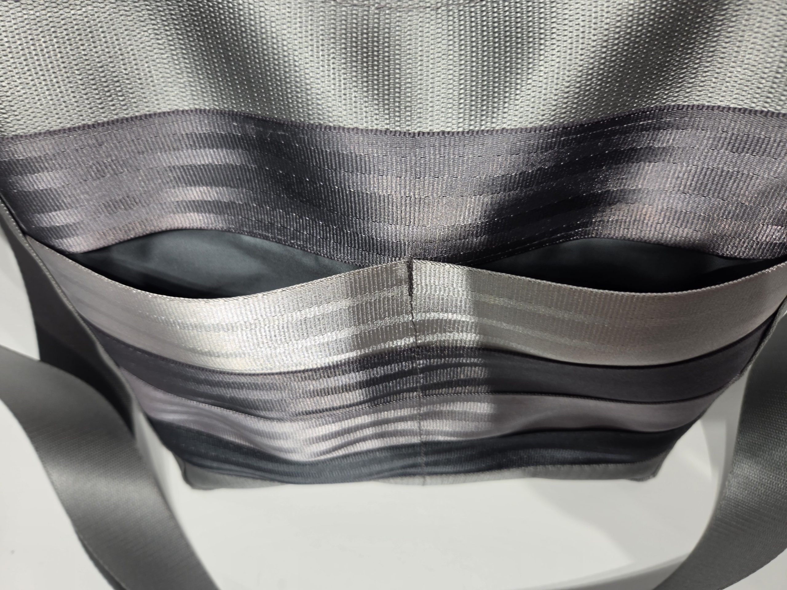 Very Vintage Grey Diamond Crossbody Bag - Image 3